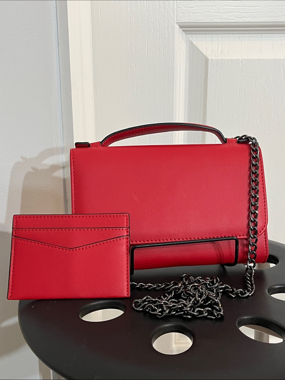 NEW Red Phone Crossbody & Card Case Set by Simply Vera Vera Wang